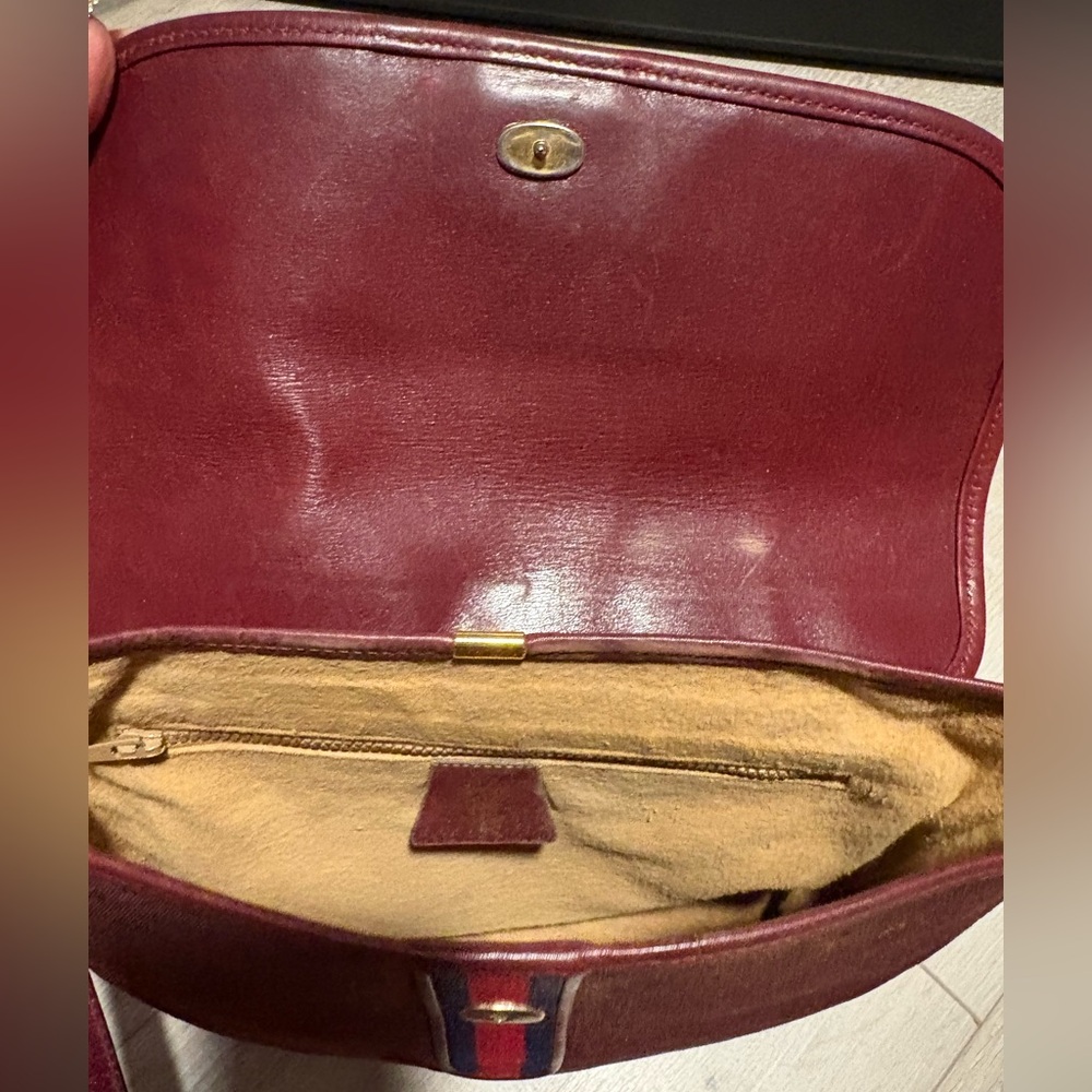 Gucci Vintage Micro Guccissima in a burgundy canvas & leather crossbody bag - Picture 15 of 16